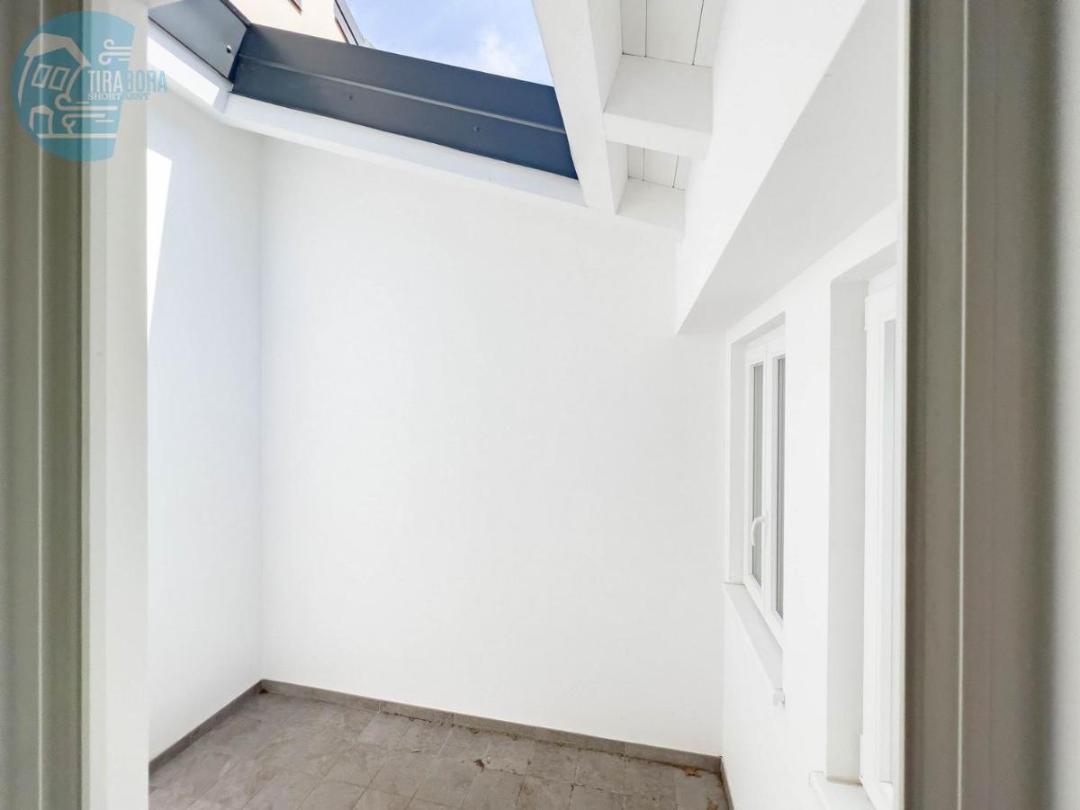 Slataper 19 Tirabora Short Rent Lägenhet Trieste Exteriör bild