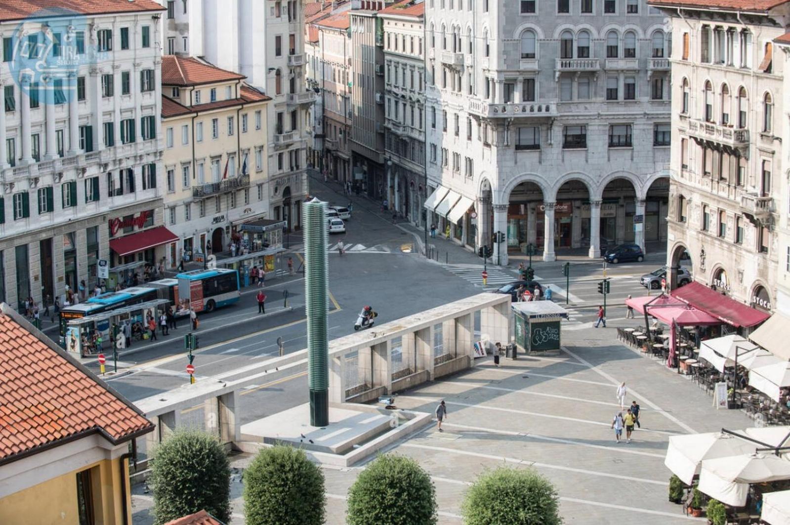 Slataper 19 Tirabora Short Rent Lägenhet Trieste Exteriör bild